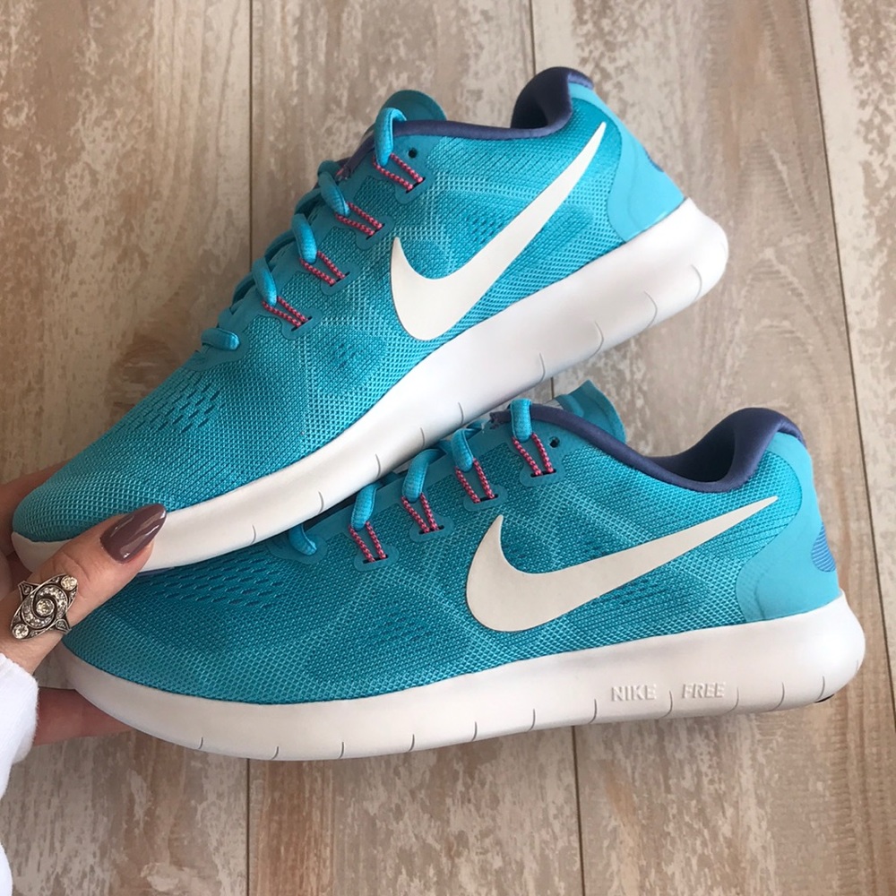 NWT Nike Free RN Blue - Picture 4 of 7